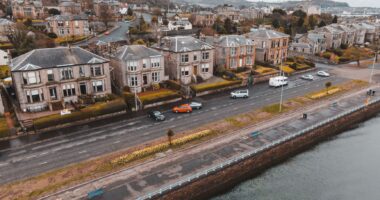Renting in the UK Without a Guarantor: Your Options (2026)